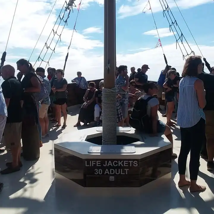 families on pirate cruise